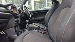 2018 (18) MINI CONVERTIBLE 1.5 Cooper II 2dr 5181775