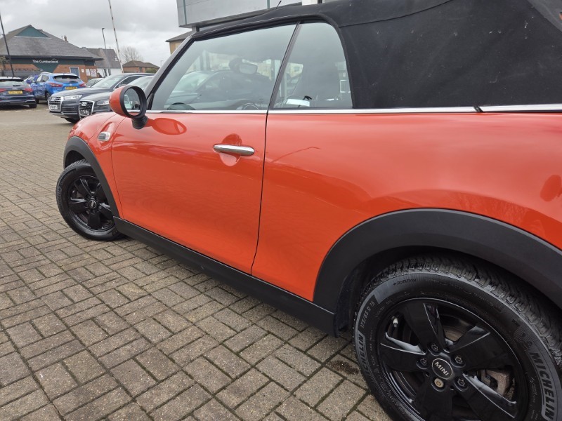 2018 (18) MINI CONVERTIBLE 1.5 Cooper II 2dr 5181781