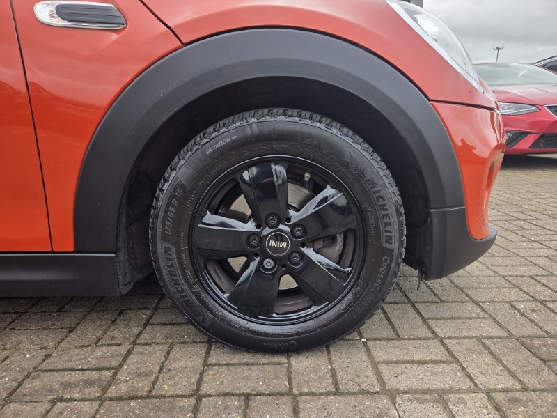 2018 (18) MINI CONVERTIBLE 1.5 Cooper II 2dr 5181746