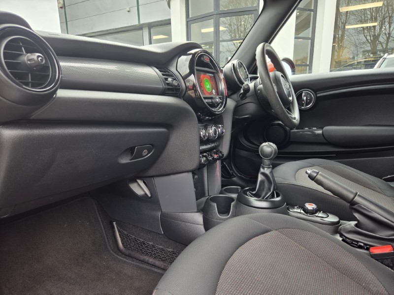 2018 (18) MINI CONVERTIBLE 1.5 Cooper II 2dr 5181774