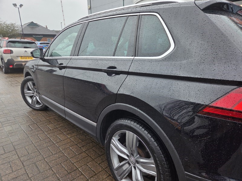 2019 (19) VOLKSWAGEN TIGUAN 1.5 TSi EVO 150 Match 5dr 5173453
