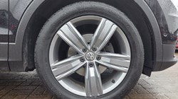 2019 (19) VOLKSWAGEN TIGUAN 1.5 TSi EVO 150 Match 5dr 5173427