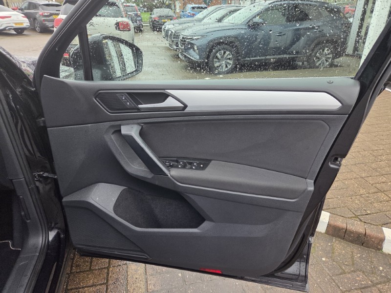 2019 (19) VOLKSWAGEN TIGUAN 1.5 TSi EVO 150 Match 5dr 5173455