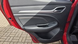 2021 (71) MG MOTOR UK ZS 1.0T GDi Exclusive 5dr DCT 5178561