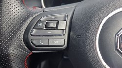 2021 (71) MG MOTOR UK ZS 1.0T GDi Exclusive 5dr DCT 5178575