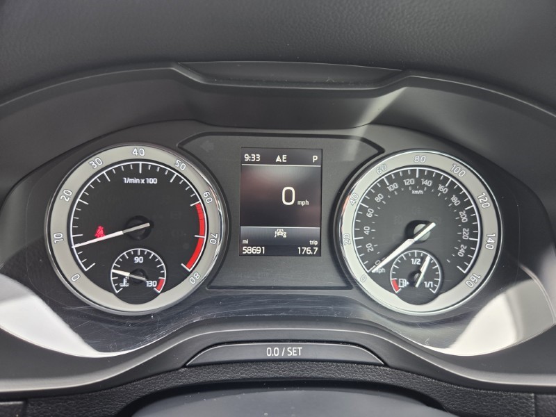 2020 (20) SKODA KAROQ 1.5 TSI SE L 5dr DSG 5181661