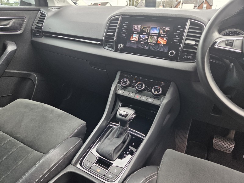 2020 (20) SKODA KAROQ 1.5 TSI SE L 5dr DSG 5181643