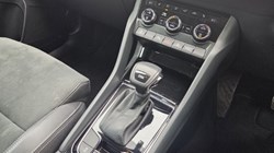 2020 (20) SKODA KAROQ 1.5 TSI SE L 5dr DSG 5181649