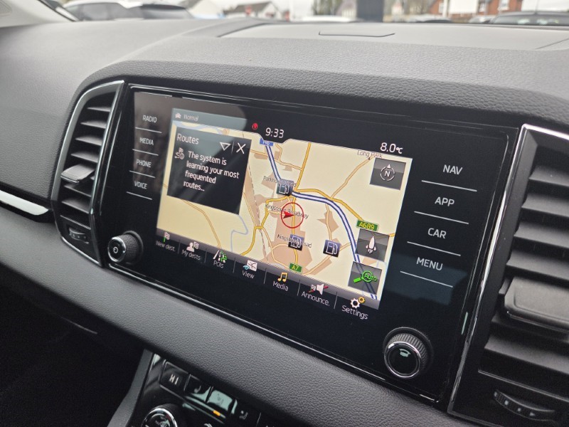 2020 (20) SKODA KAROQ 1.5 TSI SE L 5dr DSG 5181656