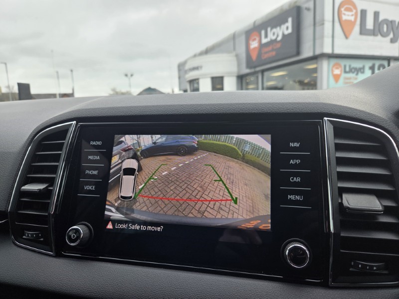 2020 (20) SKODA KAROQ 1.5 TSI SE L 5dr DSG 5181610