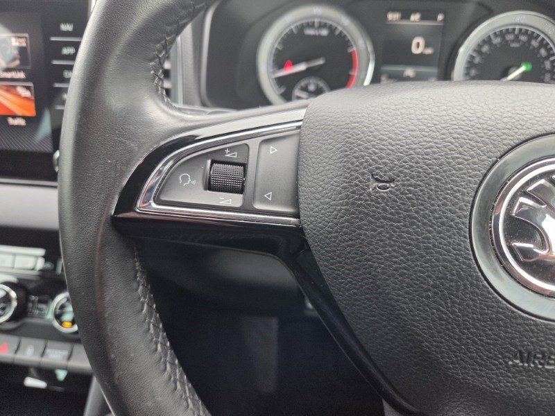 2020 (20) SKODA KAROQ 1.5 TSI SE L 5dr DSG 5181645