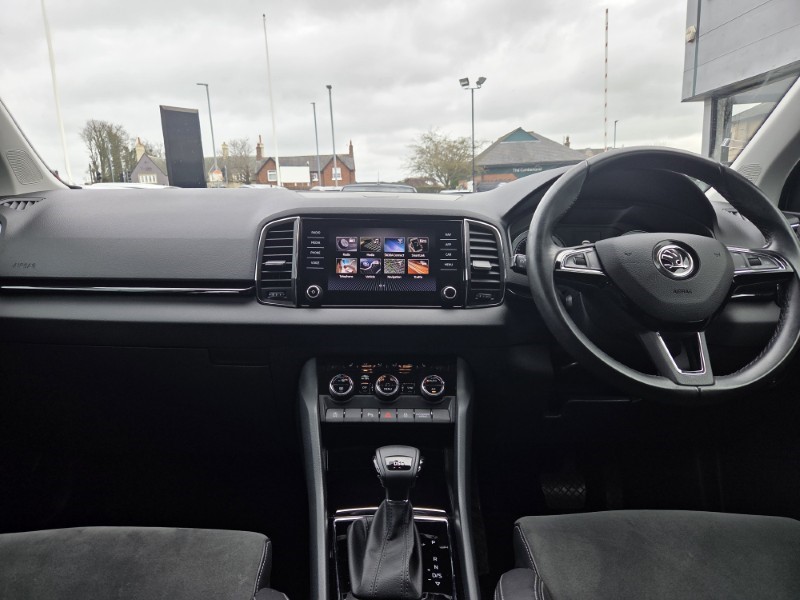 2020 (20) SKODA KAROQ 1.5 TSI SE L 5dr DSG 5181634