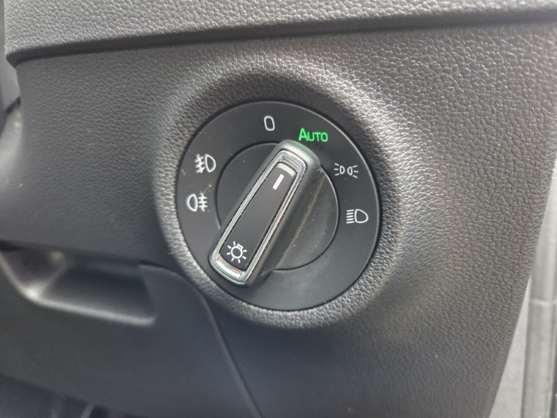 2019 (19) SKODA KAROQ 2.0 TDI SE L 5dr 5194494