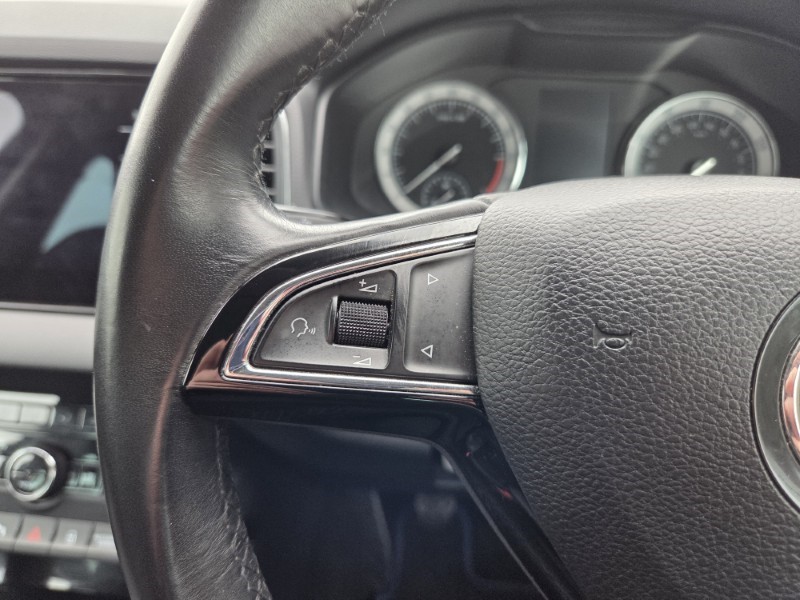 2019 (19) SKODA KAROQ 2.0 TDI SE L 5dr 5194480