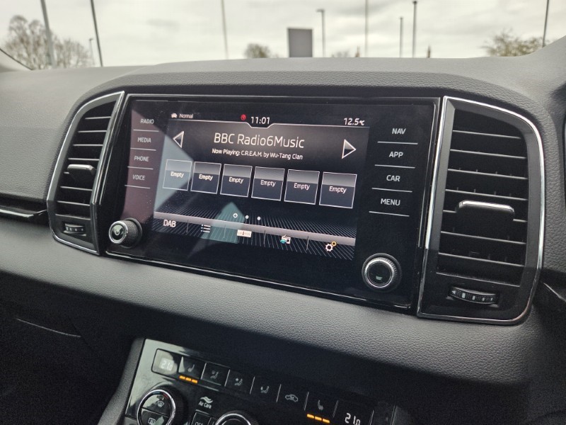 2019 (19) SKODA KAROQ 2.0 TDI SE L 5dr 5194486