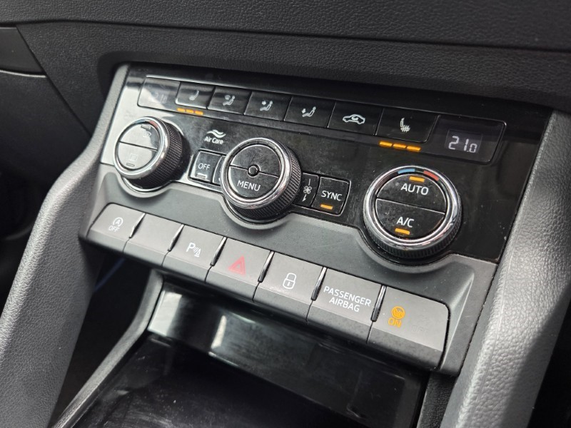 2019 (19) SKODA KAROQ 2.0 TDI SE L 5dr 5194484