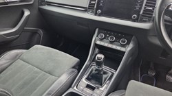 2019 (19) SKODA KAROQ 2.0 TDI SE L 5dr 5194478