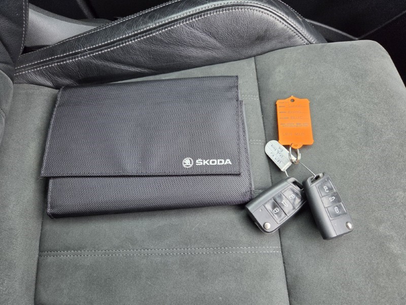 2019 (19) SKODA KAROQ 2.0 TDI SE L 5dr 5194493