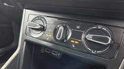 2018 (18) VOLKSWAGEN POLO 1.0 SE 5dr 5182403