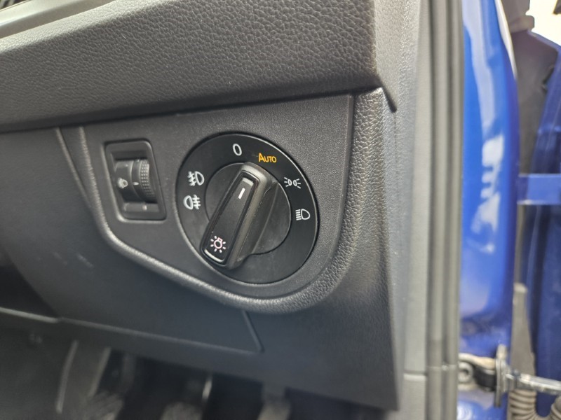 2018 (18) VOLKSWAGEN POLO 1.0 SE 5dr 5182397