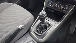 2018 (18) VOLKSWAGEN POLO 1.0 SE 5dr 5182402