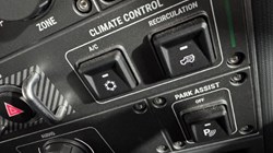 2025 (74) INEOS GRENADIER 3.0 TD 6dr Auto 5284524