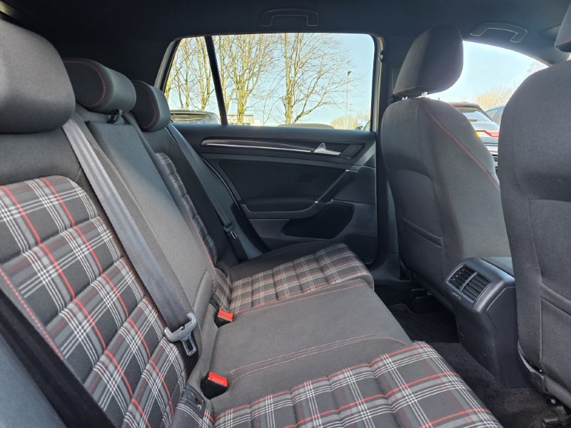 2016 (66) VOLKSWAGEN GOLF 2.0 TSI GTI 5dr DSG [Nav] 5184323