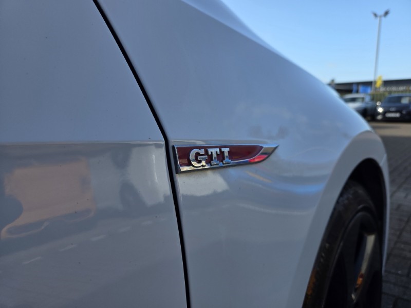 2016 (66) VOLKSWAGEN GOLF 2.0 TSI GTI 5dr DSG [Nav] 5184309