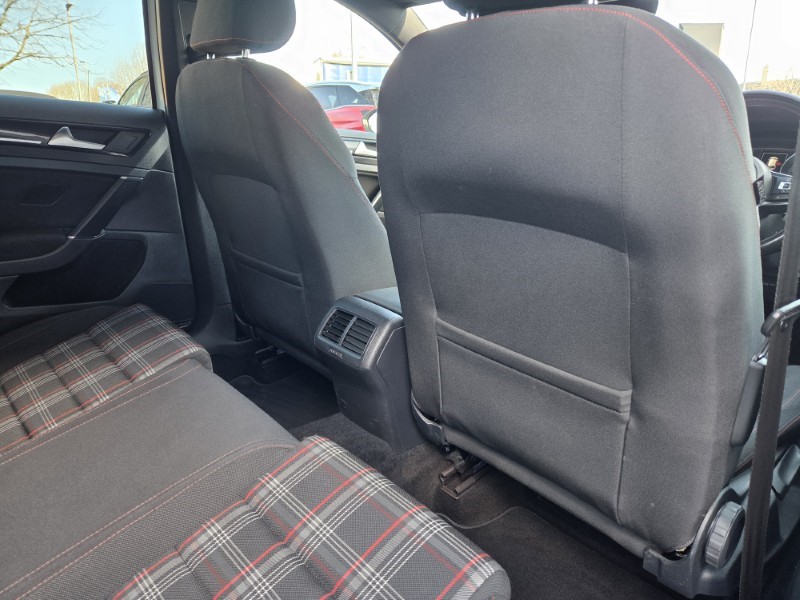 2016 (66) VOLKSWAGEN GOLF 2.0 TSI GTI 5dr DSG [Nav] 5184324