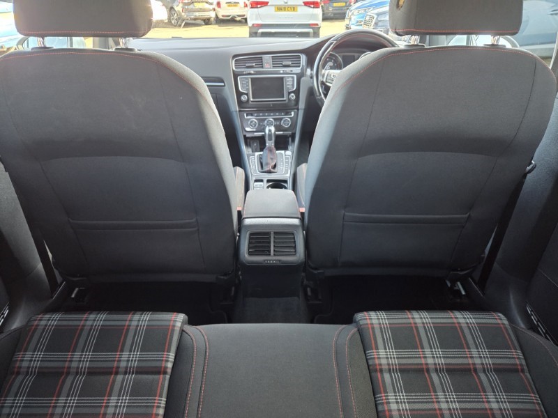 2016 (66) VOLKSWAGEN GOLF 2.0 TSI GTI 5dr DSG [Nav] 5184322