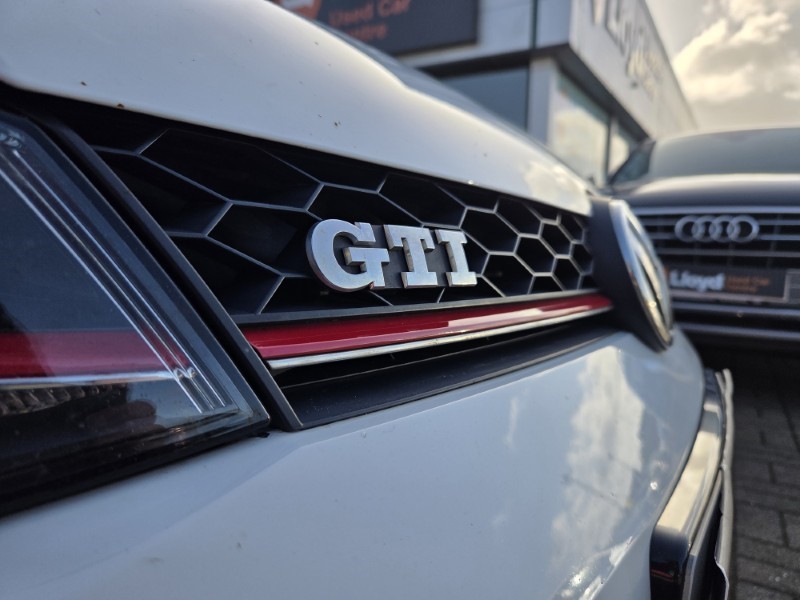 2016 (66) VOLKSWAGEN GOLF 2.0 TSI GTI 5dr DSG [Nav] 5184313