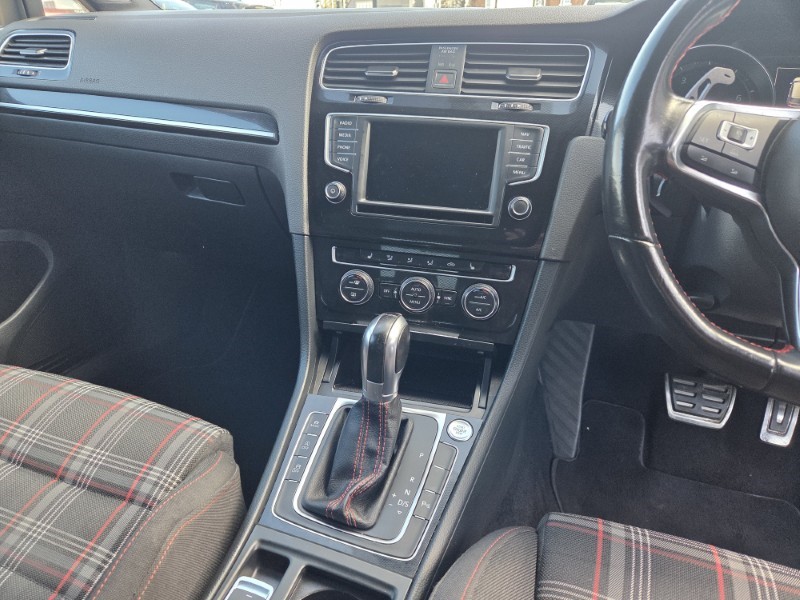 2016 (66) VOLKSWAGEN GOLF 2.0 TSI GTI 5dr DSG [Nav] 5184345