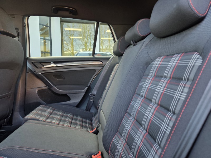 2016 (66) VOLKSWAGEN GOLF 2.0 TSI GTI 5dr DSG [Nav] 5184329