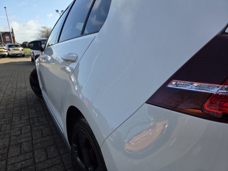 2016 (66) VOLKSWAGEN GOLF 2.0 TSI GTI 5dr DSG [Nav] 5184340