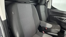 2024 (74) PEUGEOT COMMERCIAL PARTNER 1.5 BlueHDi 100 Professional Van 5206558