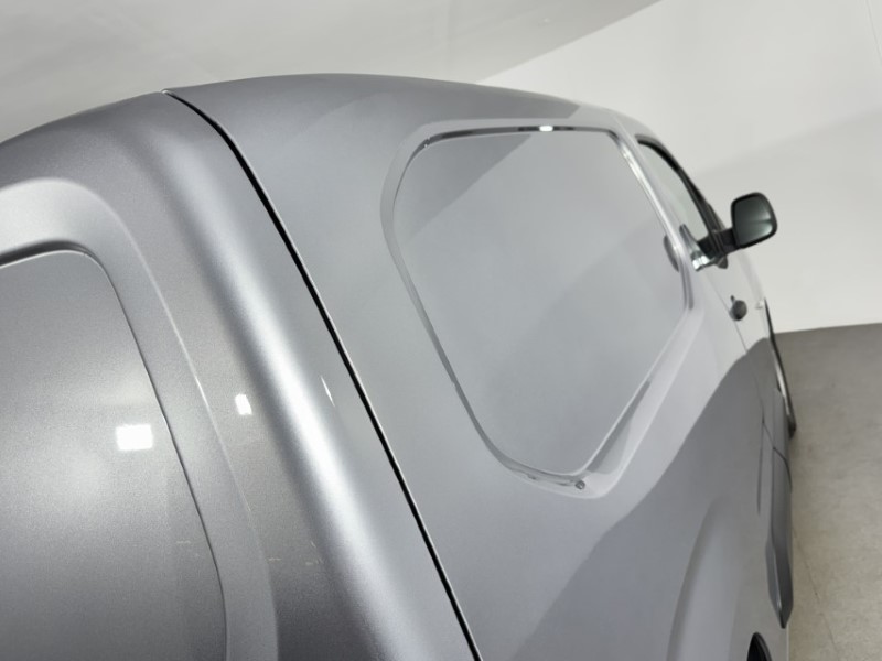 2024 (74) PEUGEOT COMMERCIAL PARTNER 1.5 BlueHDi 100 Professional Van 5206571