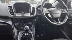 2019 (69) FORD KUGA 2.0 TDCi Titanium Edition 5dr 2WD 5179197