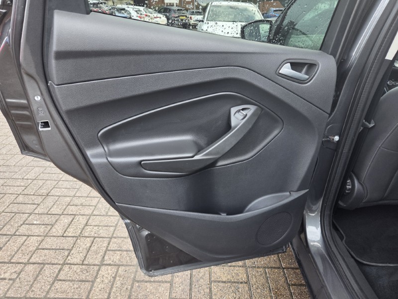 2019 (69) FORD KUGA 2.0 TDCi Titanium Edition 5dr 2WD 5179192