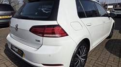 2017 (67) VOLKSWAGEN GOLF 1.0 TSI 110 SE 5dr 5206074