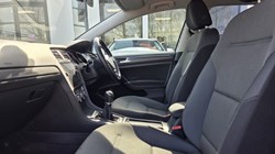 2017 (67) VOLKSWAGEN GOLF 1.0 TSI 110 SE 5dr 5206083