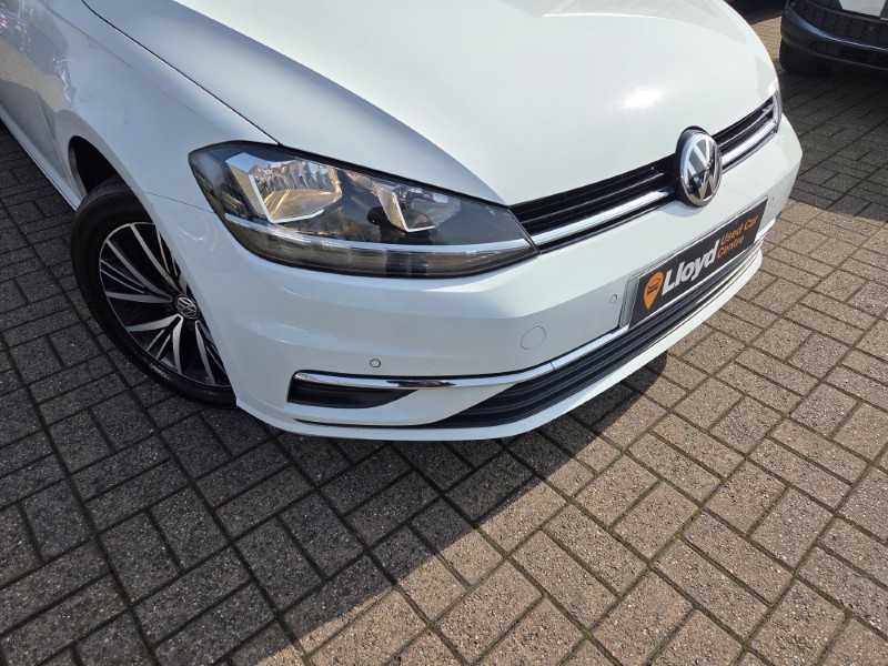 2017 (67) VOLKSWAGEN GOLF 1.0 TSI 110 SE 5dr 5206066