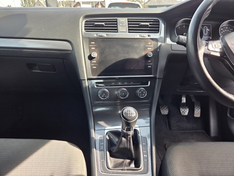 2017 (67) VOLKSWAGEN GOLF 1.0 TSI 110 SE 5dr 5206086