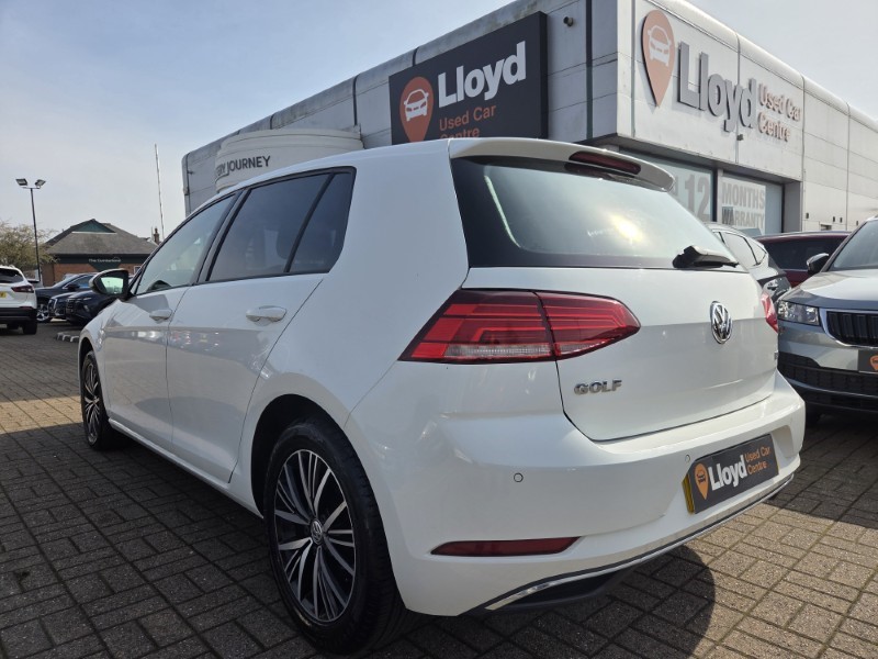2017 (67) VOLKSWAGEN GOLF 1.0 TSI 110 SE 5dr 5206072