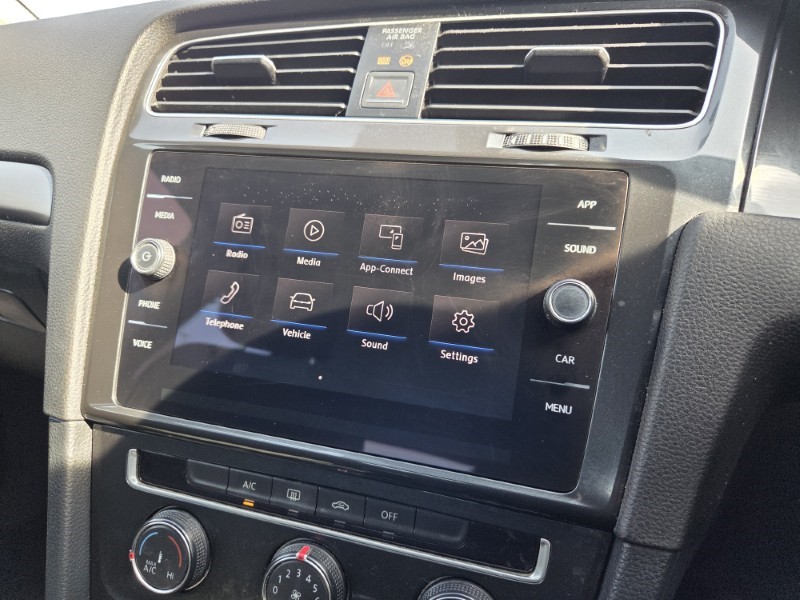 2017 (67) VOLKSWAGEN GOLF 1.0 TSI 110 SE 5dr 5206091