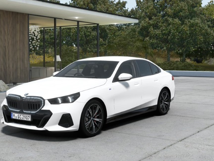 BMW 5 SERIES