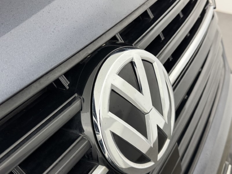 2023 (73) VOLKSWAGEN COMMERCIAL TRANSPORTER 2.0 BiTDI 204 Highline Van DSG 5192839