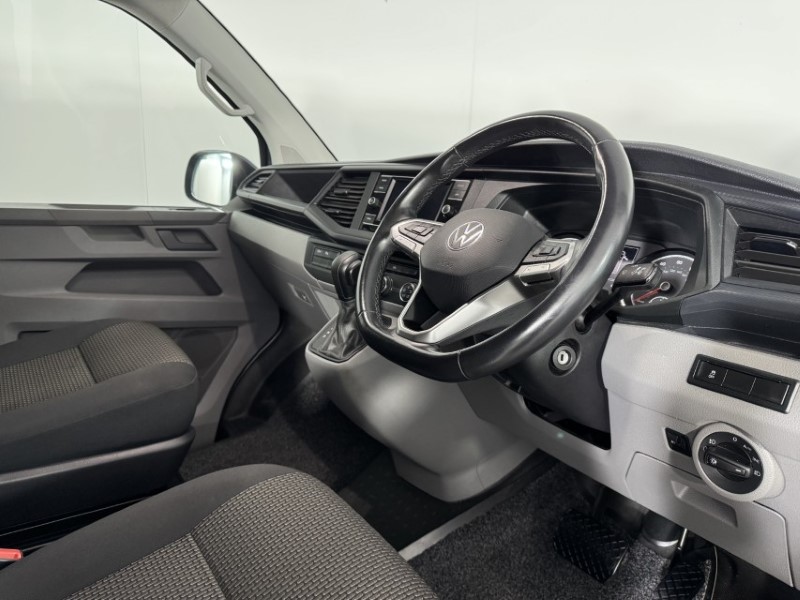 2023 (73) VOLKSWAGEN COMMERCIAL TRANSPORTER 2.0 BiTDI 204 Highline Van DSG 5192833