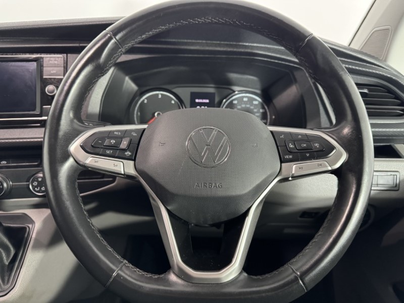 2023 (73) VOLKSWAGEN COMMERCIAL TRANSPORTER 2.0 BiTDI 204 Highline Van DSG 5192823