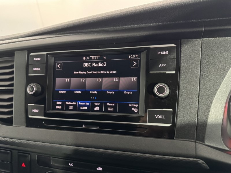 2023 (73) VOLKSWAGEN COMMERCIAL TRANSPORTER 2.0 BiTDI 204 Highline Van DSG 5192826