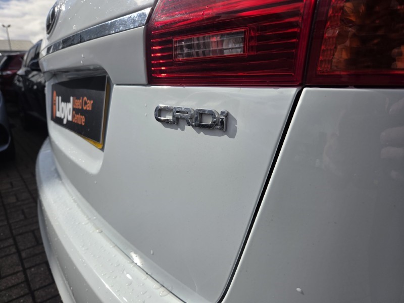 2016 (16) KIA VENGA 1.4 CRDi 2 5dr 5217824